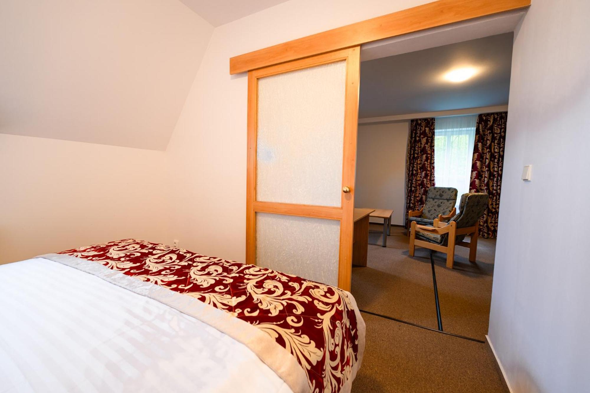 Hotel Mezni Louka ฮเรนสโก ห้อง รูปภาพ