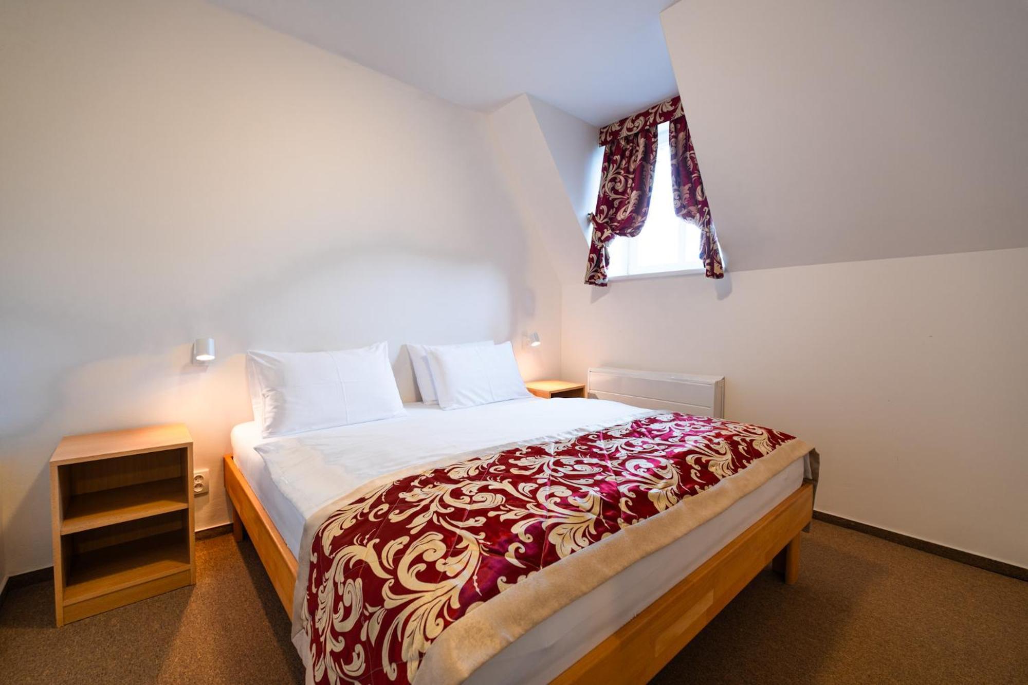 Hotel Mezni Louka ฮเรนสโก ห้อง รูปภาพ